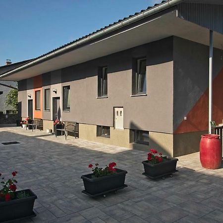 Apartments Drevi Любляна Экстерьер фото